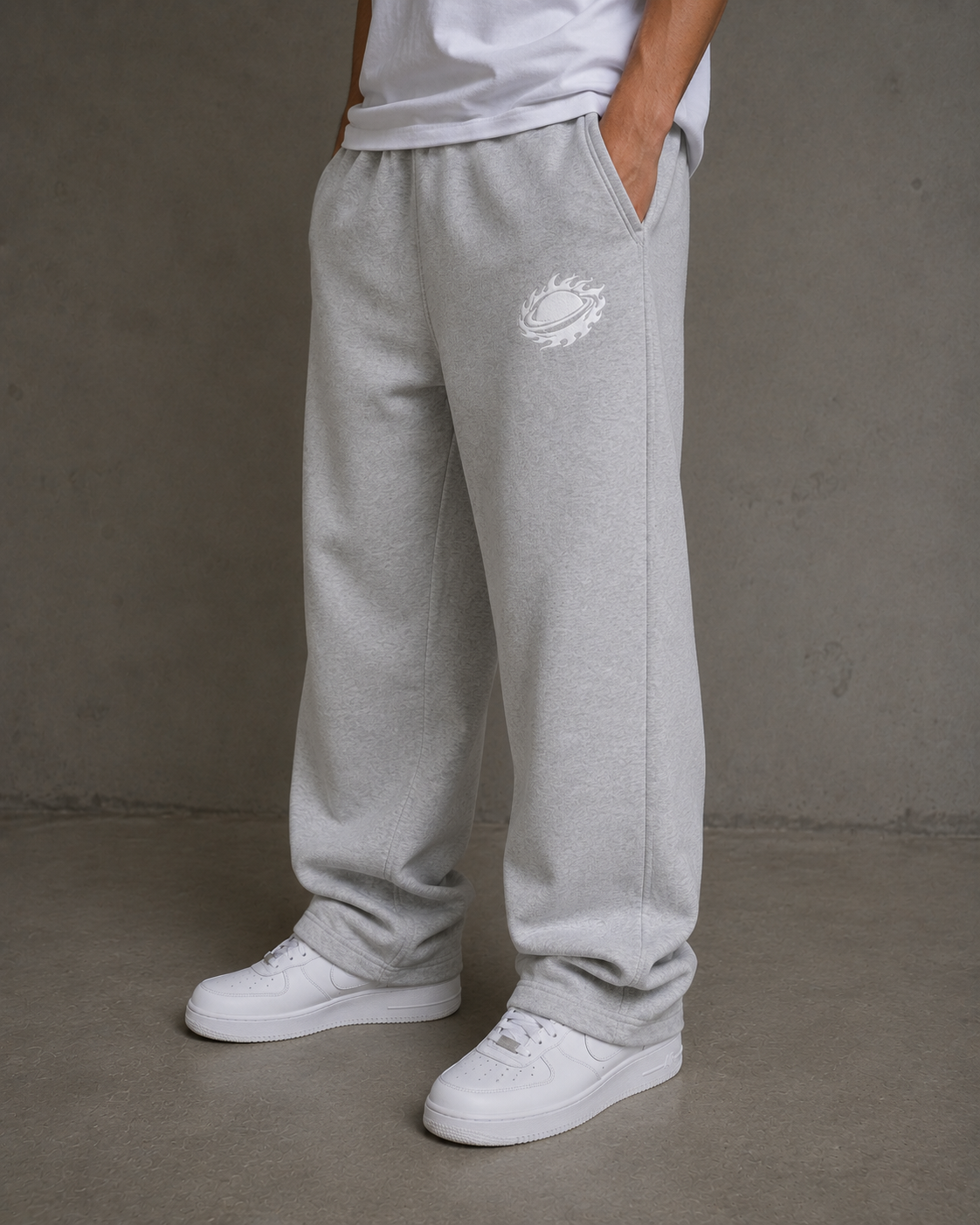 BASE LINE TRACKSUIT LIGHT GREY - Surpass The World
