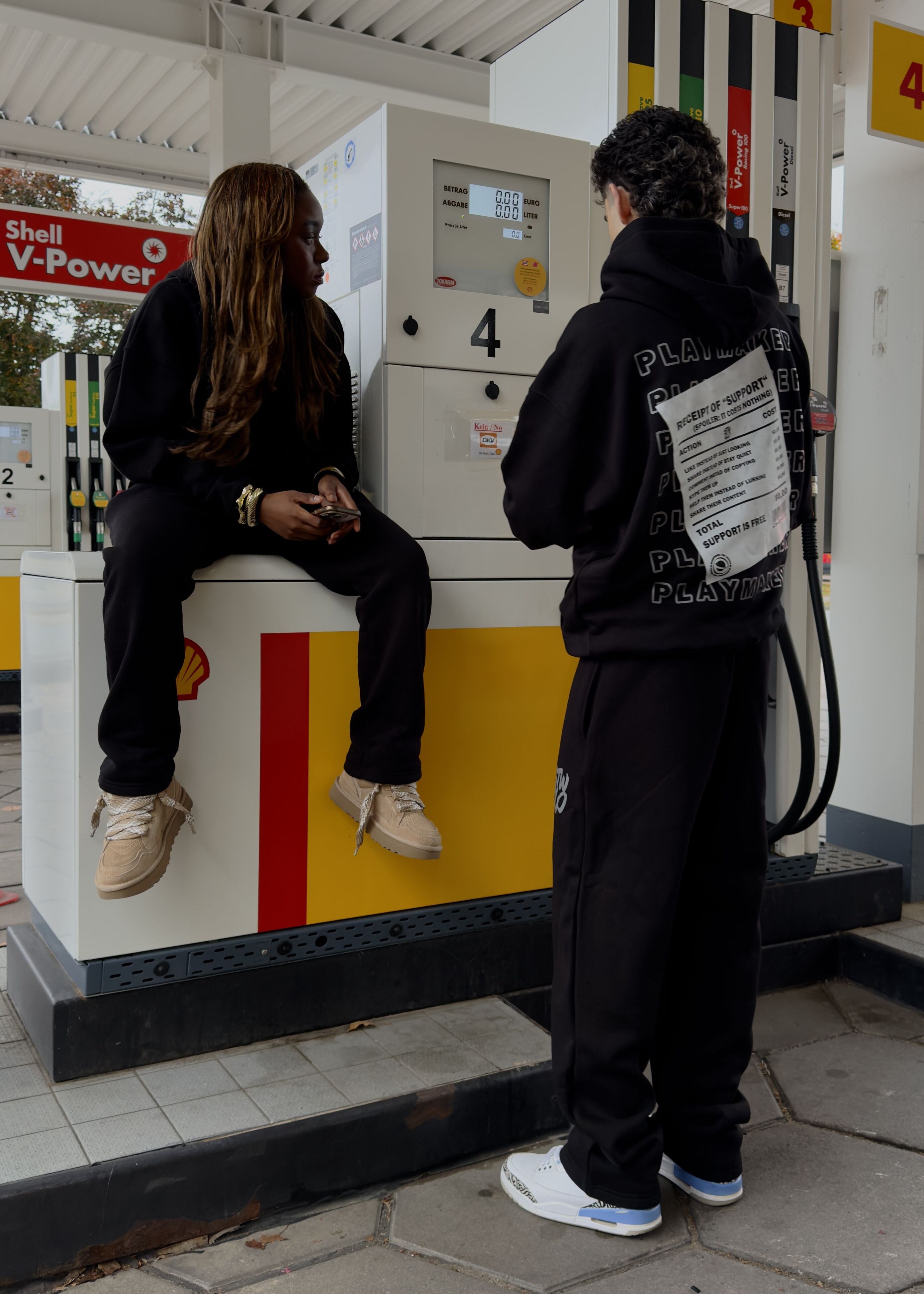 Receipt Tracksuit - Surpass The World